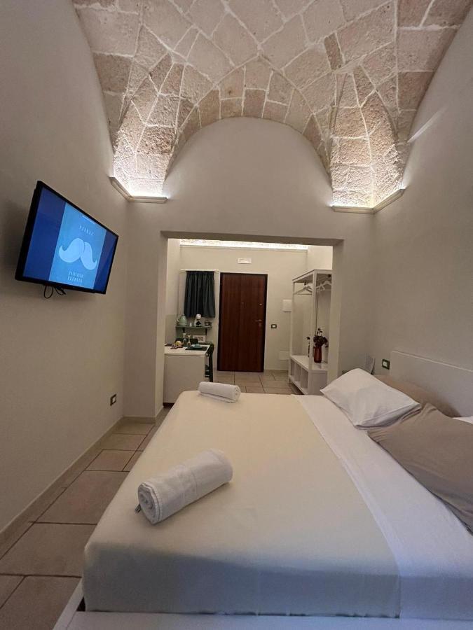18 Mq Hotel Pulsano Exterior photo